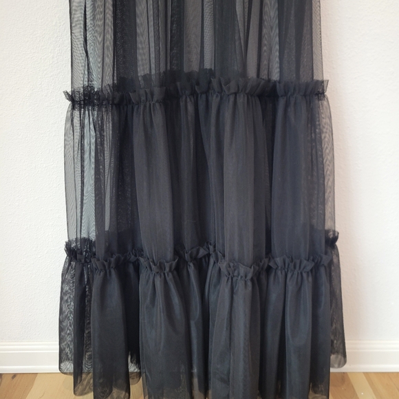 NWT Friful Black Sheer Tulle Tiered Maxi Dress Spaghetti Strap Women’s M - Picture 5 of 5